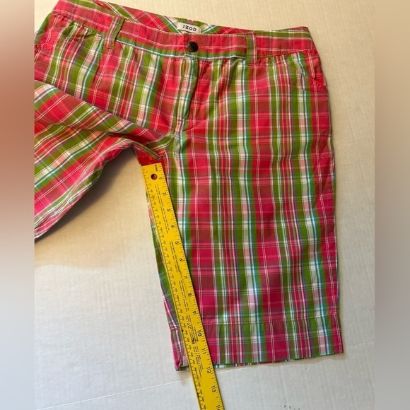 IZOD Bermuda pink & green plaid women’s shorts Sz-8. X18 - Picture 6 of 9